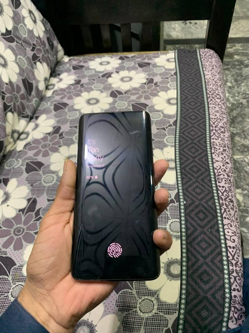 One Plus 7 Pro 1