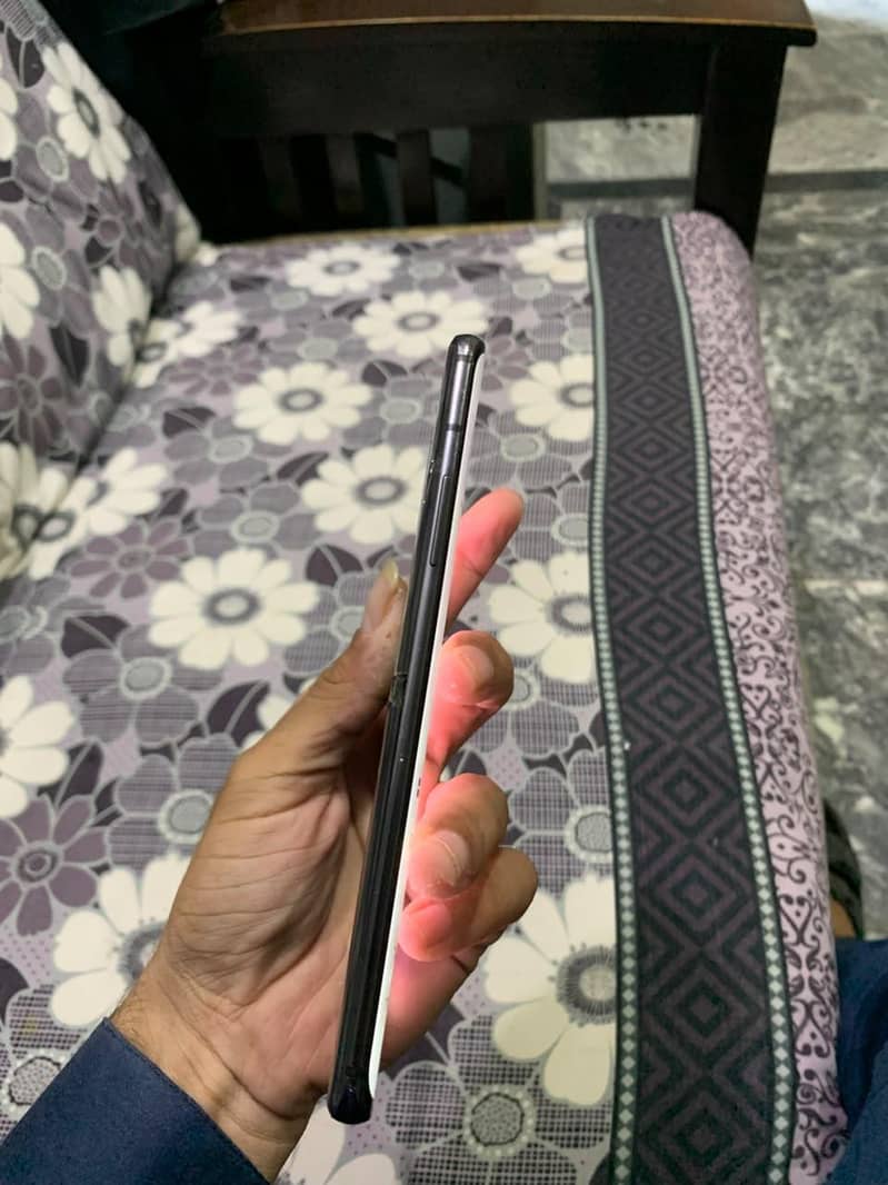 One Plus 7 Pro 3
