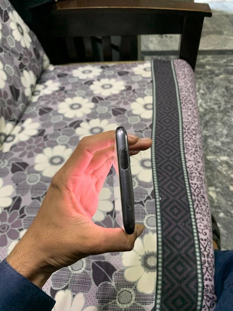 One Plus 7 Pro 4