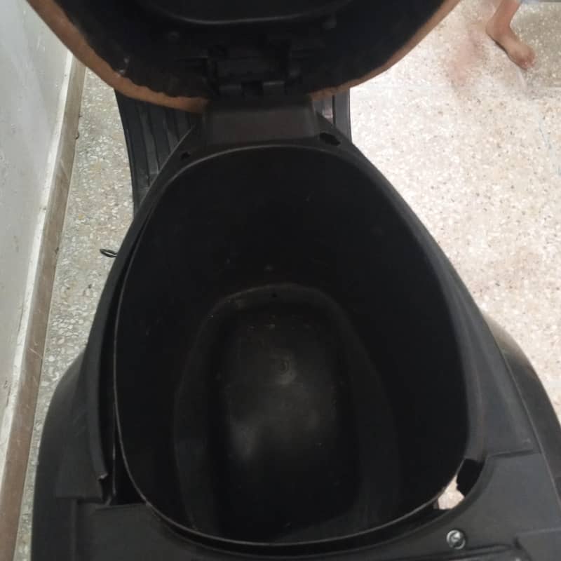 Scooty 4