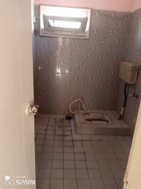 03211777676upper portion for rent 12