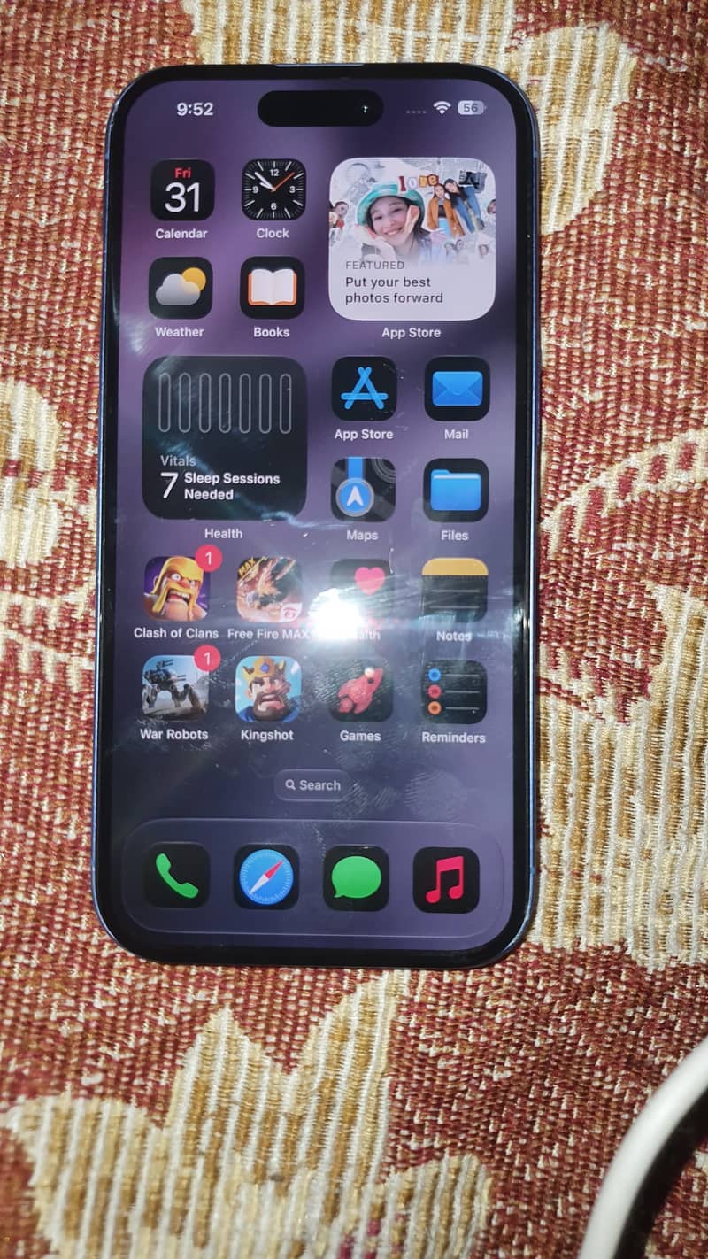 Apple iPhone 16 5
