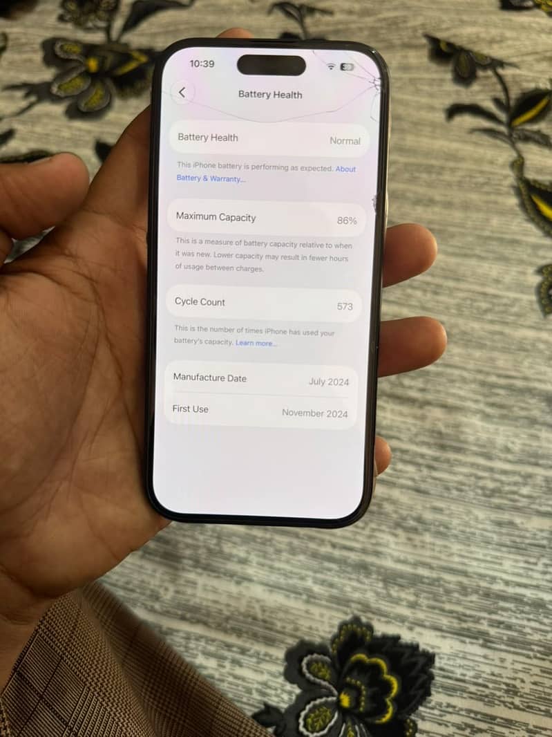 Apple iPhone 15 6