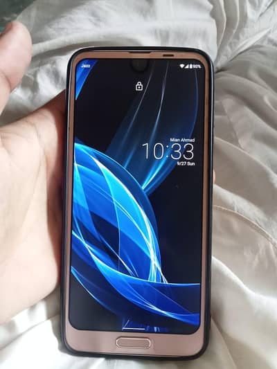 Sharp Aquos R2