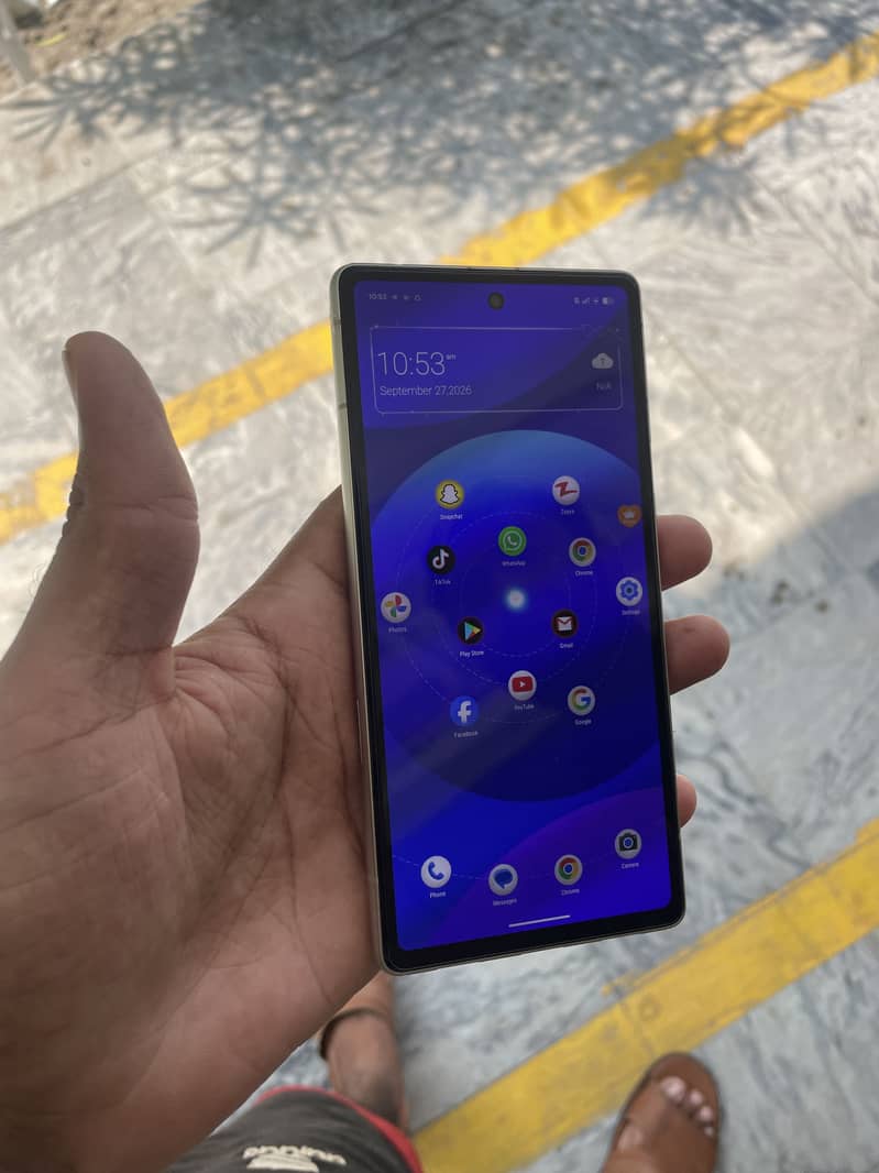 Google Pixel 7a 2