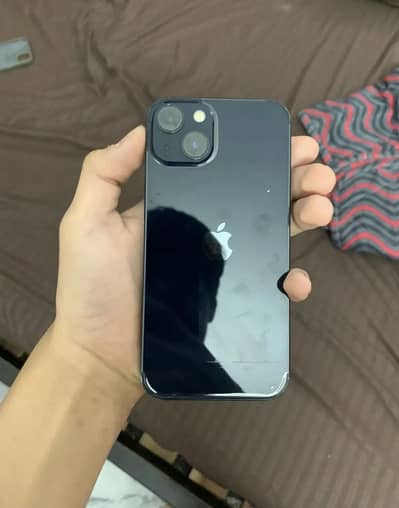 Apple iPhone 13