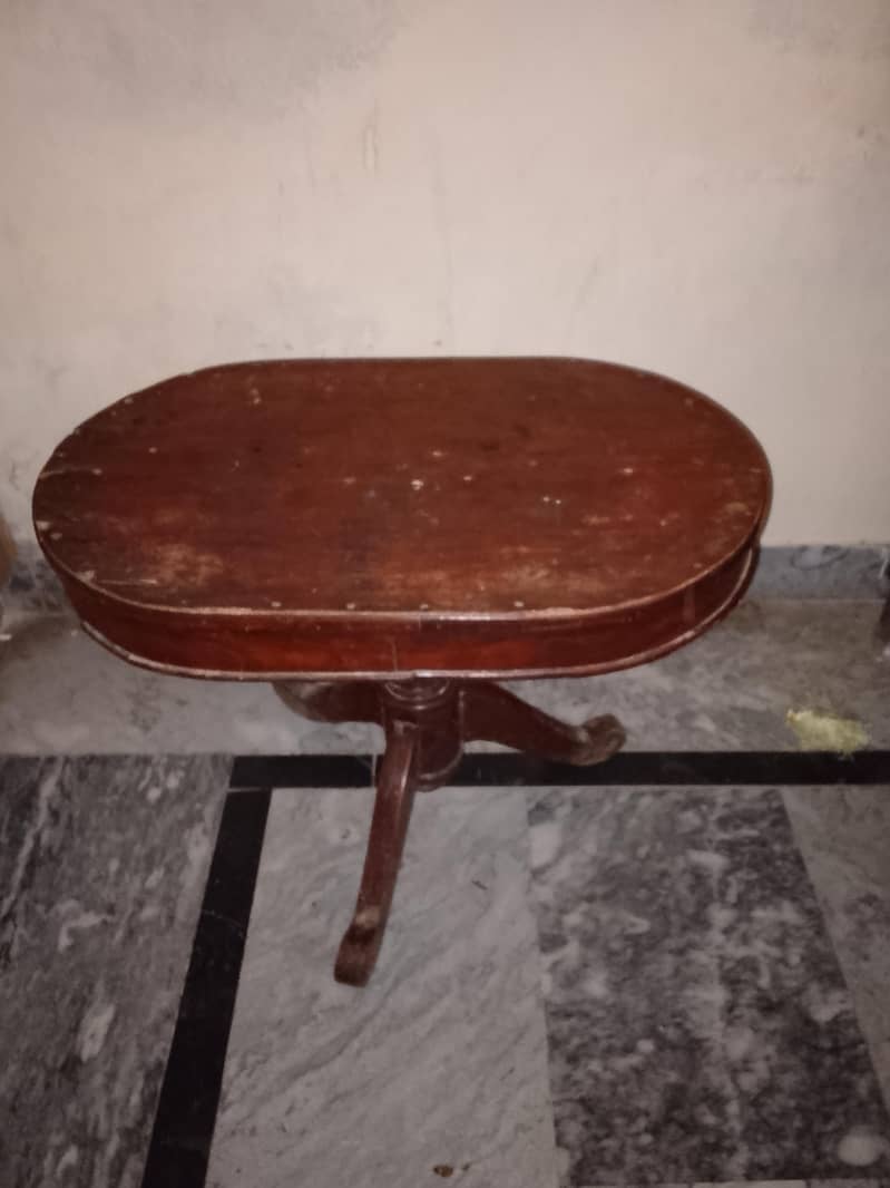 stylish table 1