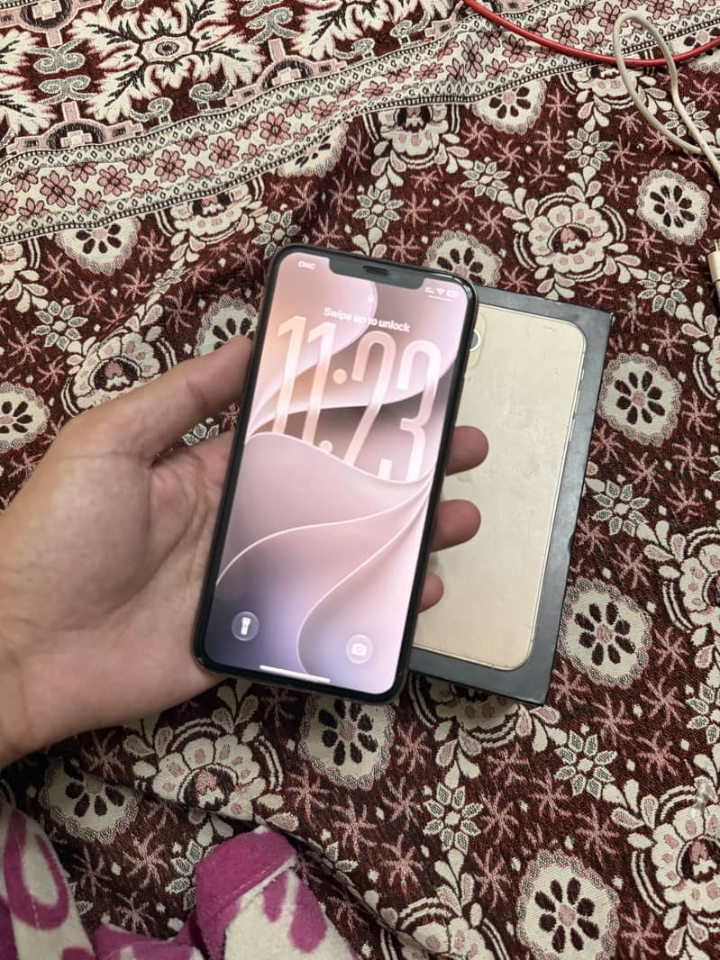 Apple iPhone 11 Pro Max 3
