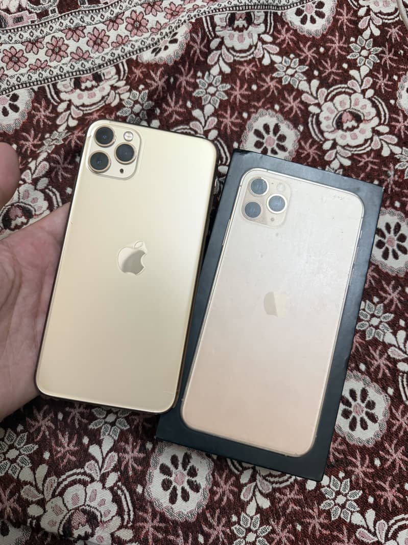 Apple iPhone 11 Pro Max 4