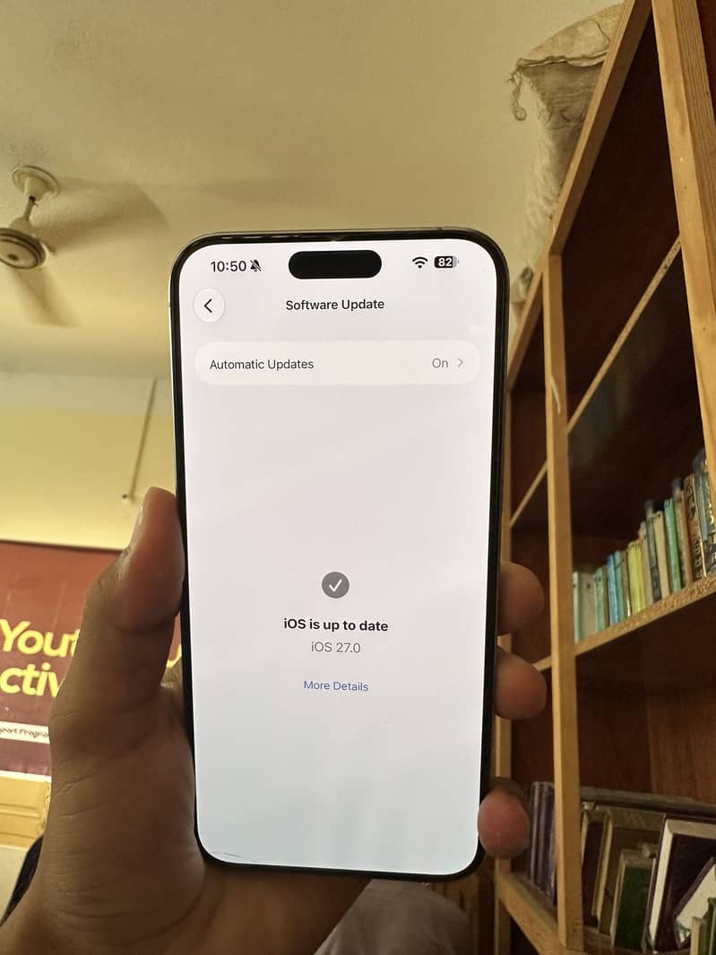 Apple iPhone 15 Pro Max 6