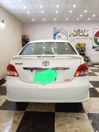Toyota Belta 2006