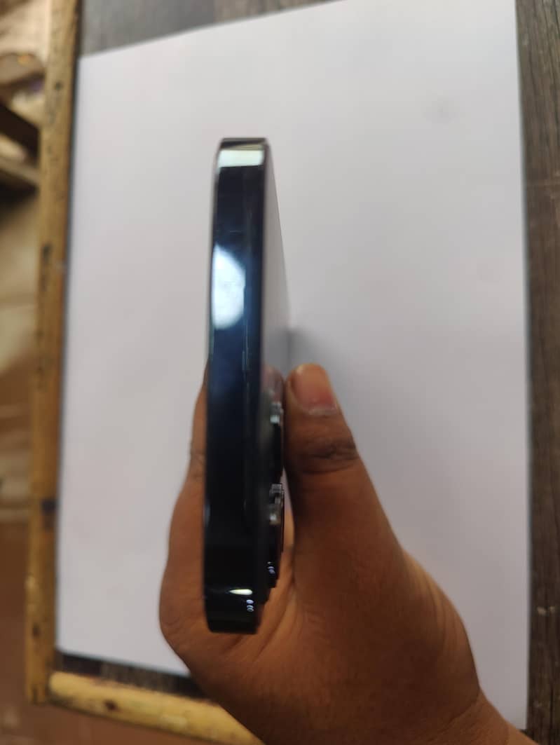 Apple iPhone 12 Pro Max 5