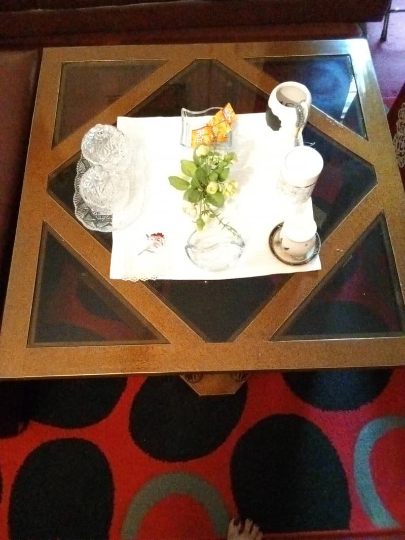 central table 0