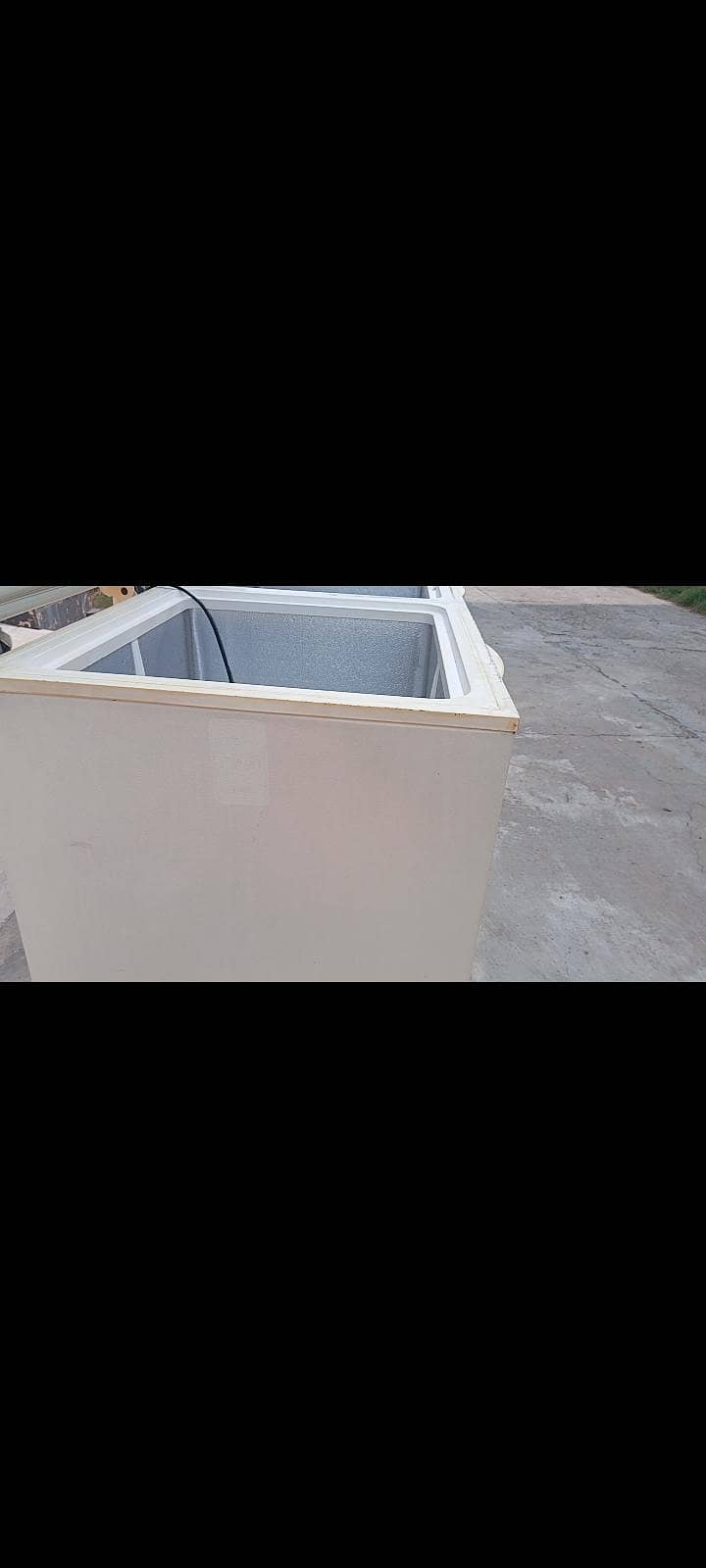 waves 2 door freezer 2
