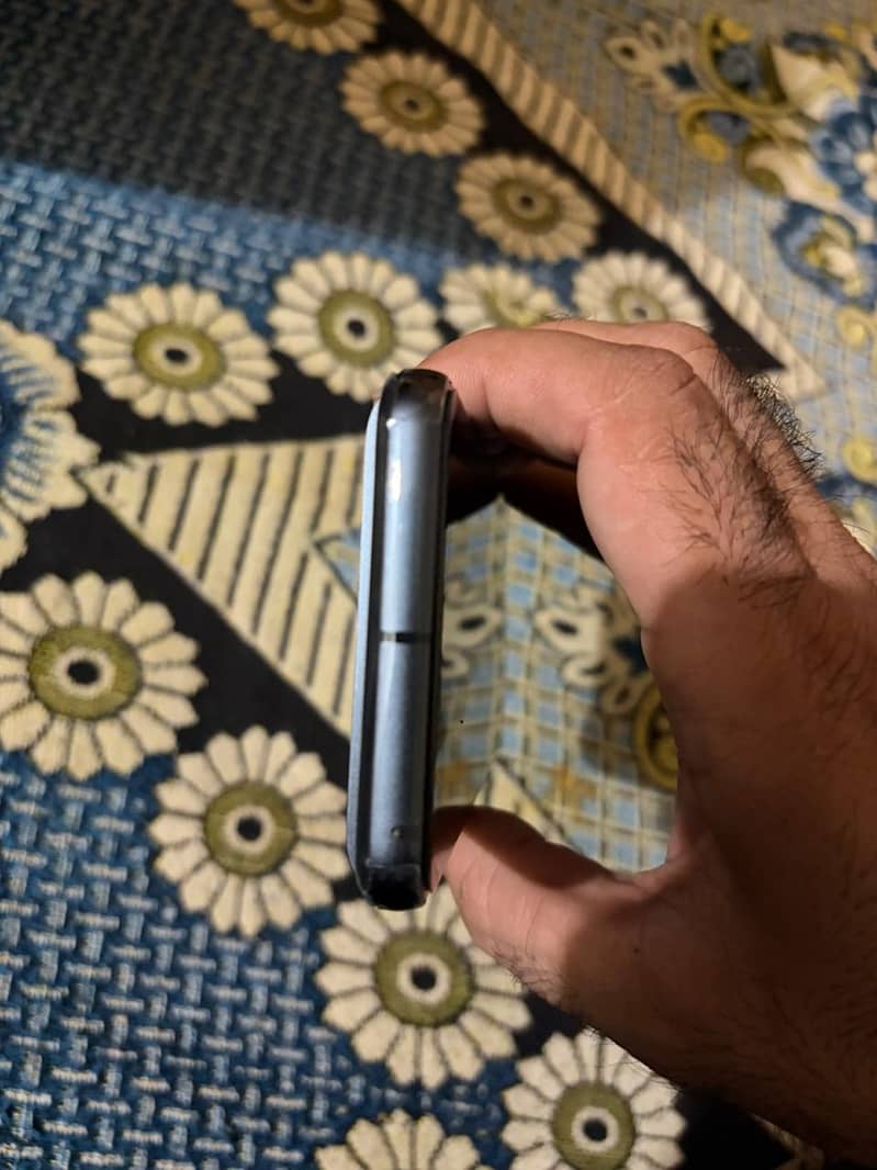 Google Pixel 8 2