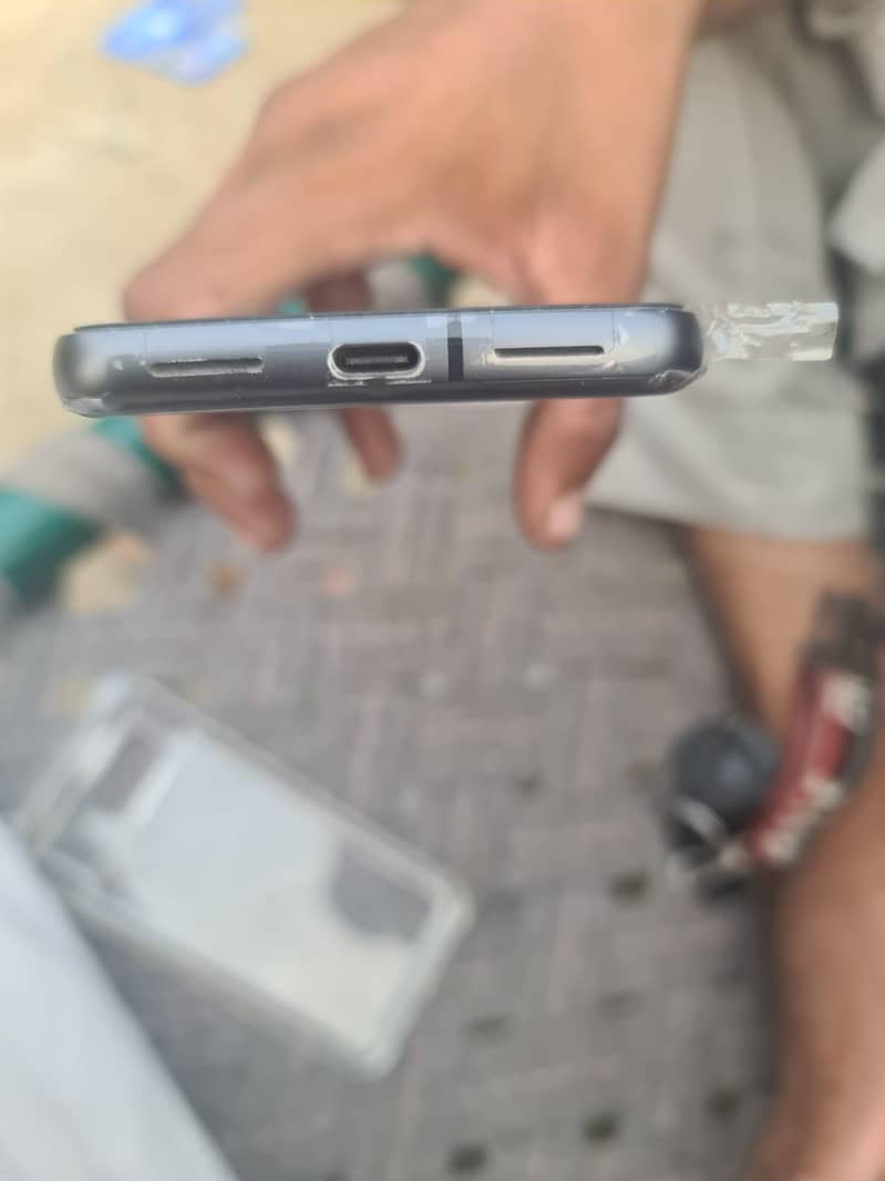 Google Pixel 8 7