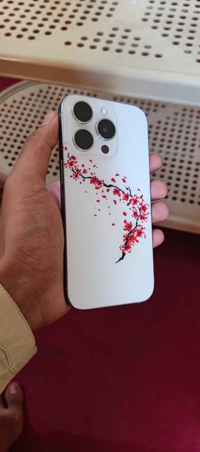 Apple iPhone 16 Pro