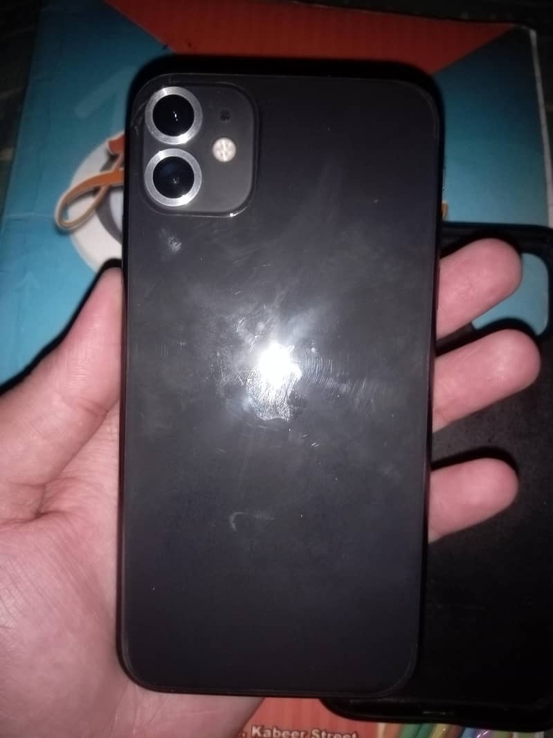 Apple iPhone 11 0
