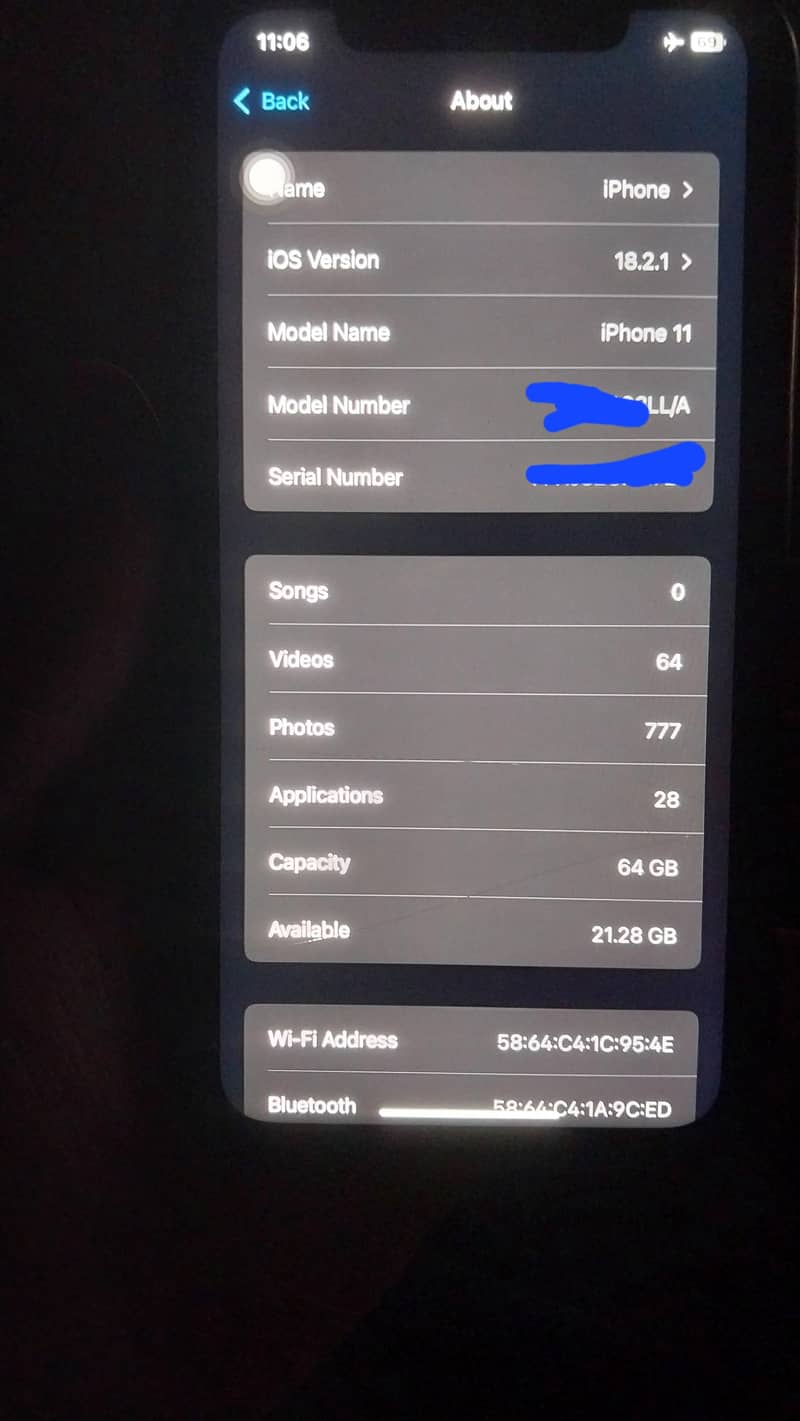 Apple iPhone 11 4