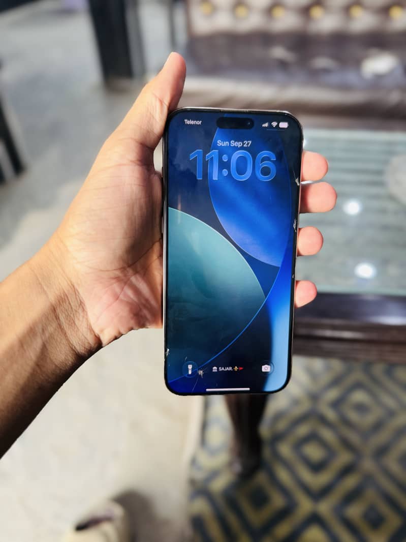 Iphone 16 pro max 3