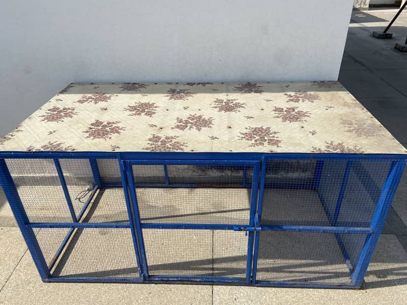 Cage for hens 1