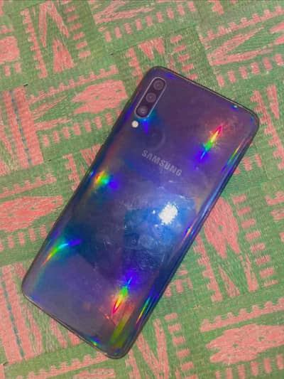 Samsung Mobile A70