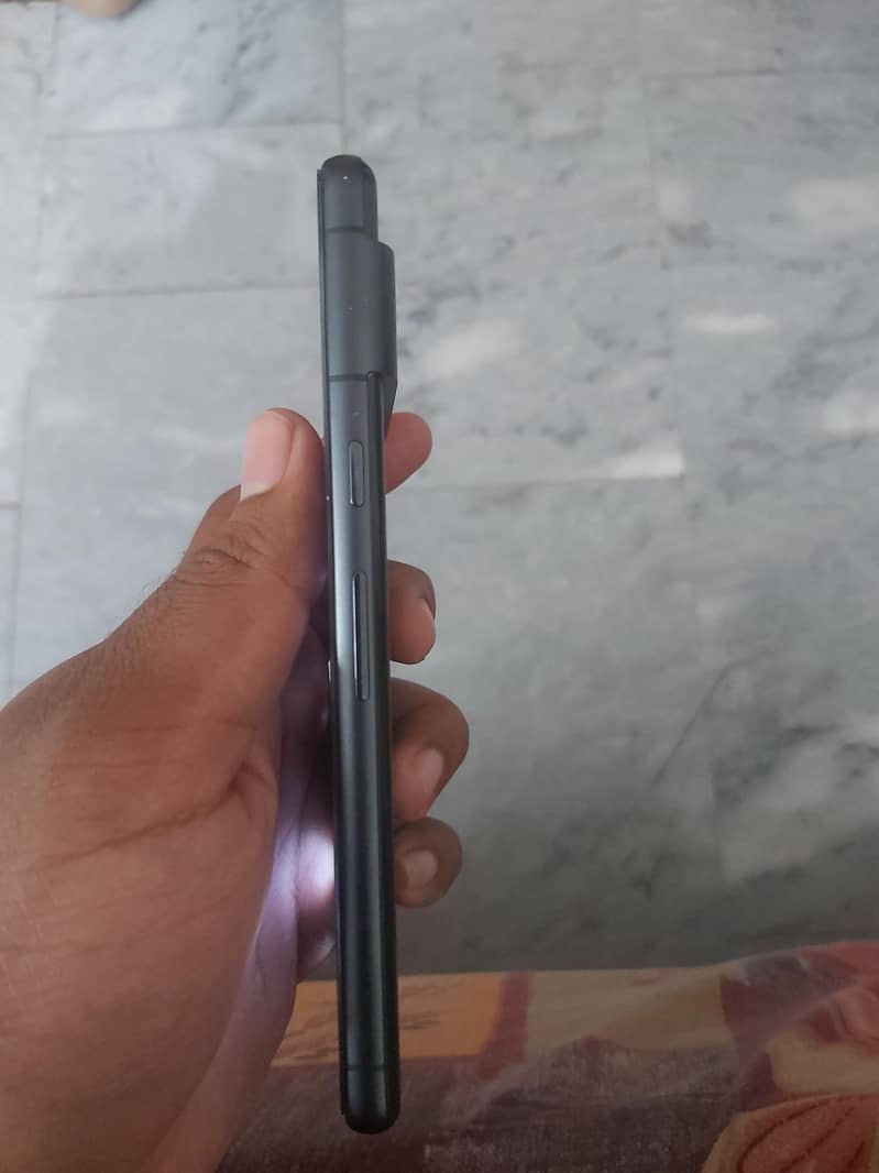 Google Pixel 7 5