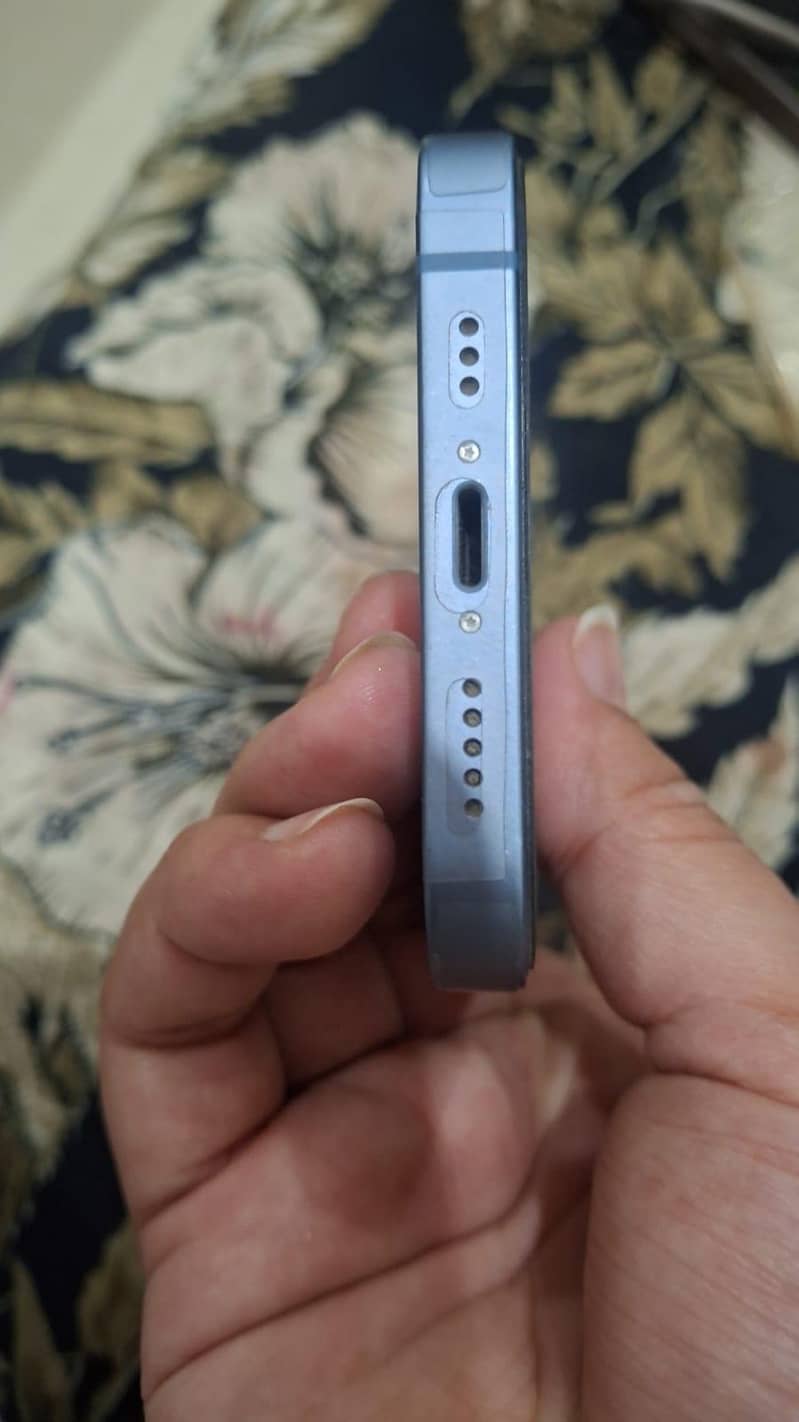 Apple iPhone 14 2