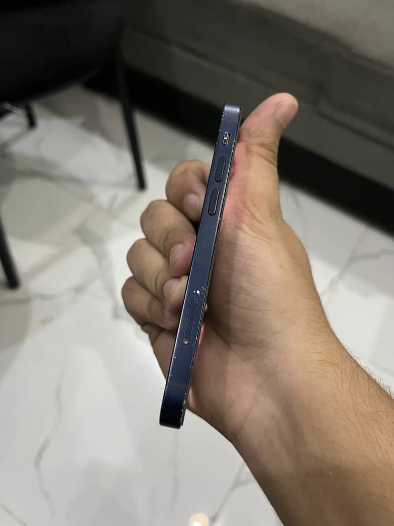 Apple iPhone 12 mini 5