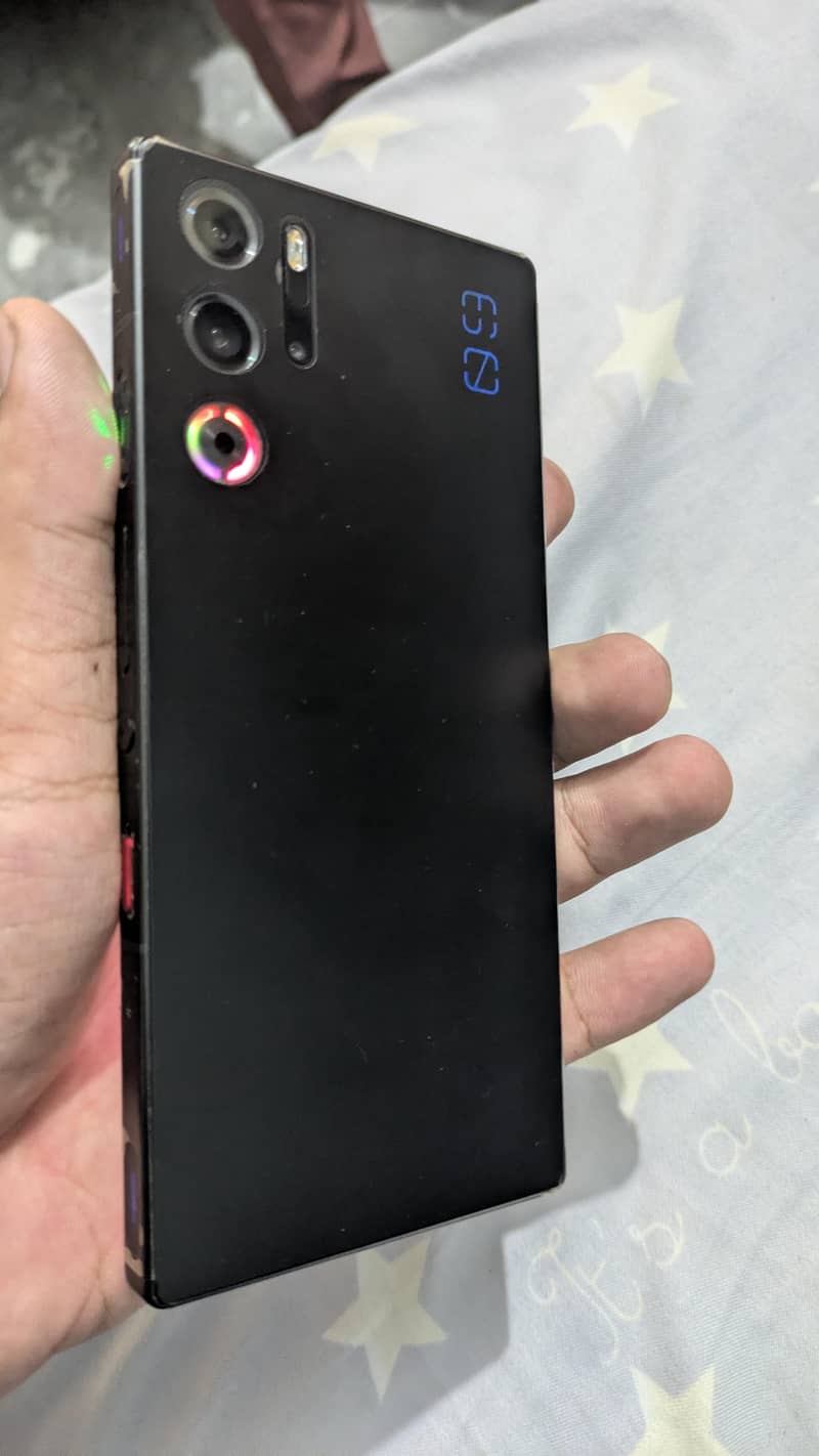 Redmagic 9 pro 12/256 2