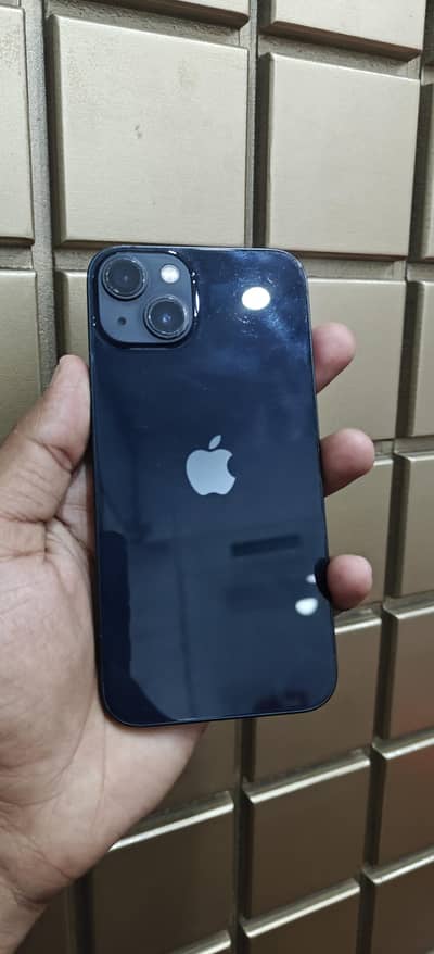 i phone 13 jv 128 battery health 88 condition 10/9 watter pack