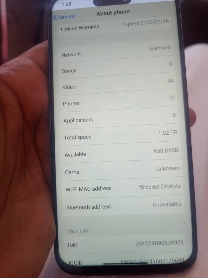 Apple iPhone 15 Pro Max 2