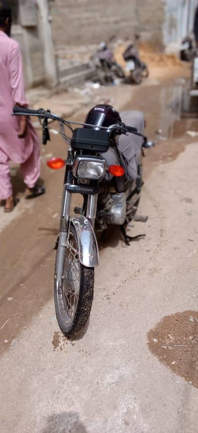 unique bike urgent sell 82000 03233466762