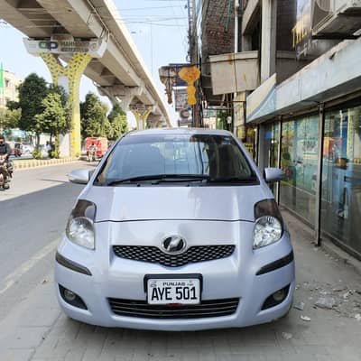 Toyota vitz 2008/2015. push start. family used car