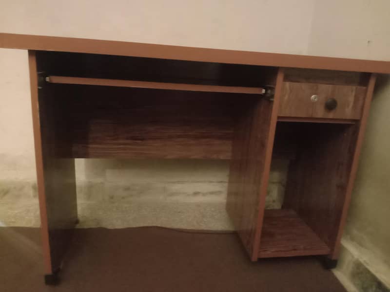 Wood Table 4