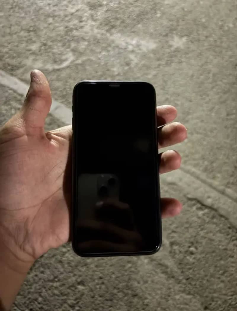 Apple iPhone 11 Pro 1