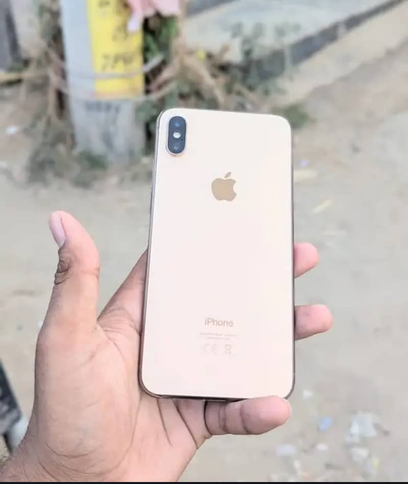 iPhone XS Max 0