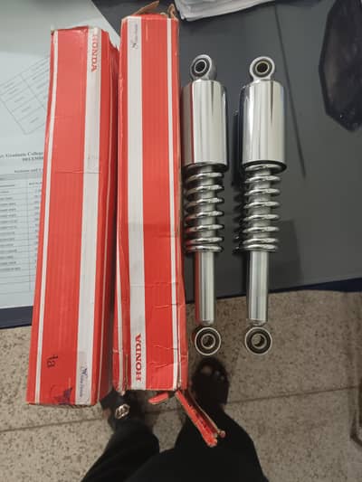 100% Genuine Honda CG 125 Rear Shocks (Like New)