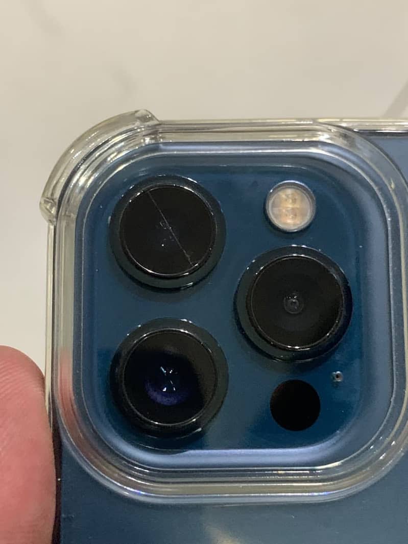 Apple iPhone 12 Pro Max 2