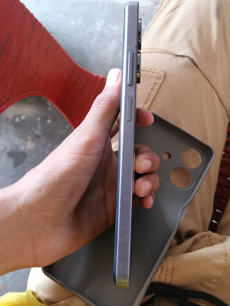 Realme Note 60 1