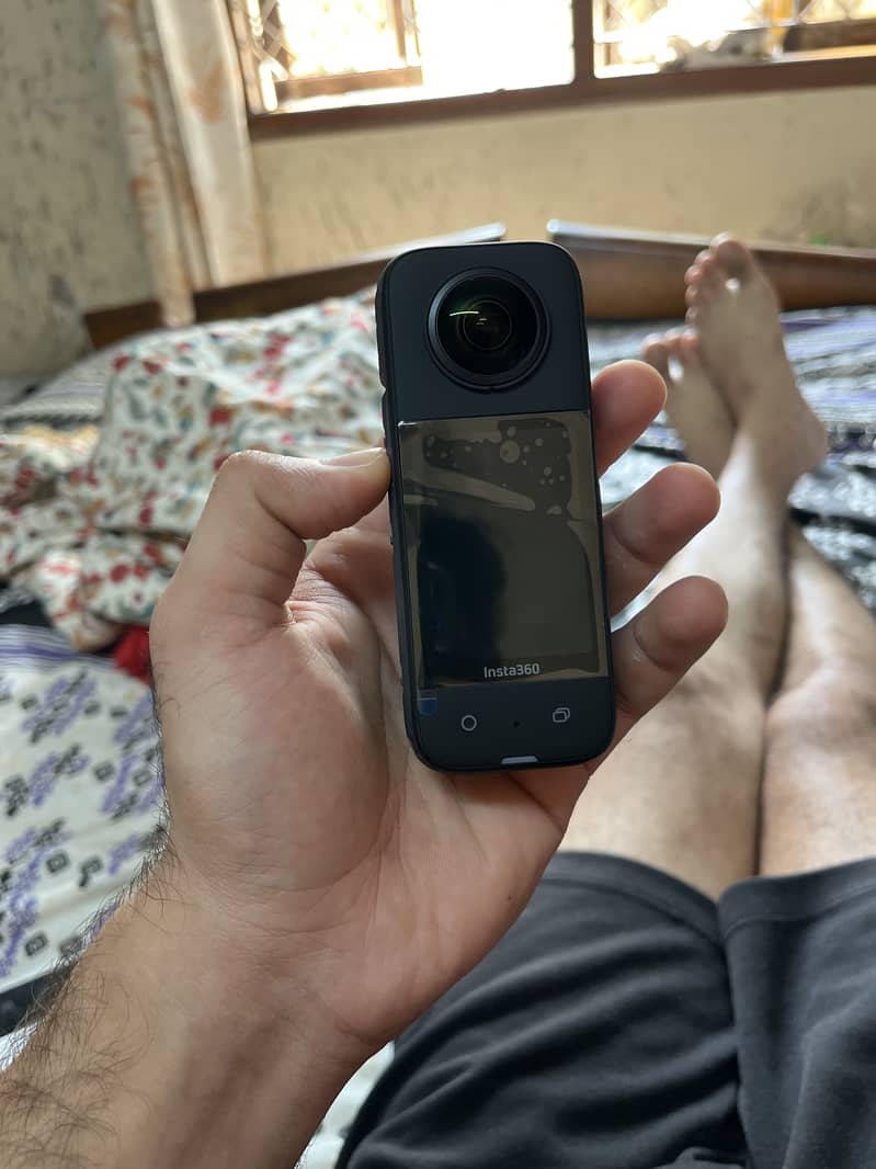 Insta360 x3 just box opened 1