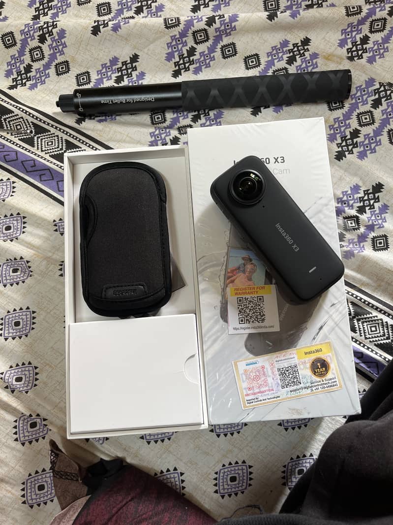 Insta360 x3 just box opened 3