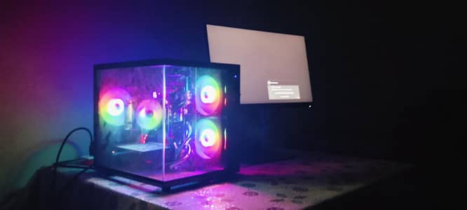 gaming PC almost new only used 3 months