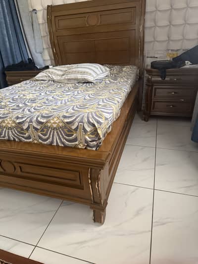 Single king bed