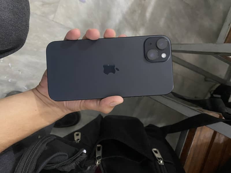 iPhone 15 plus jv 3