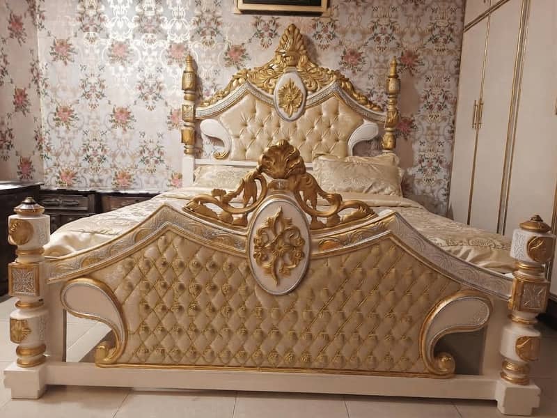 king size bed 0