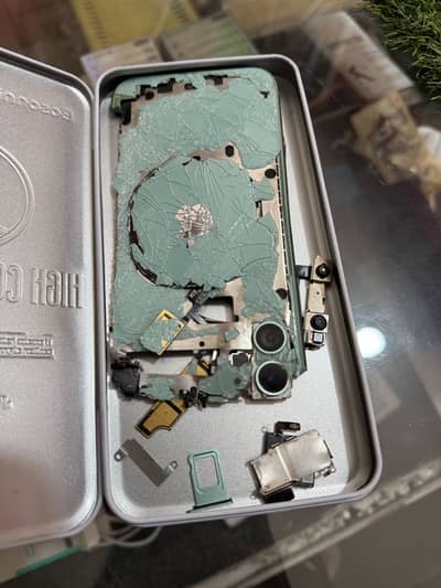 Apple iPhone 11 board available with face i’d
