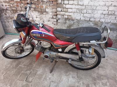 Yamaha 100
