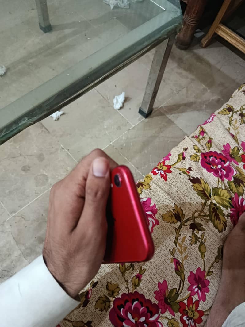 Apple iPhone XR 3