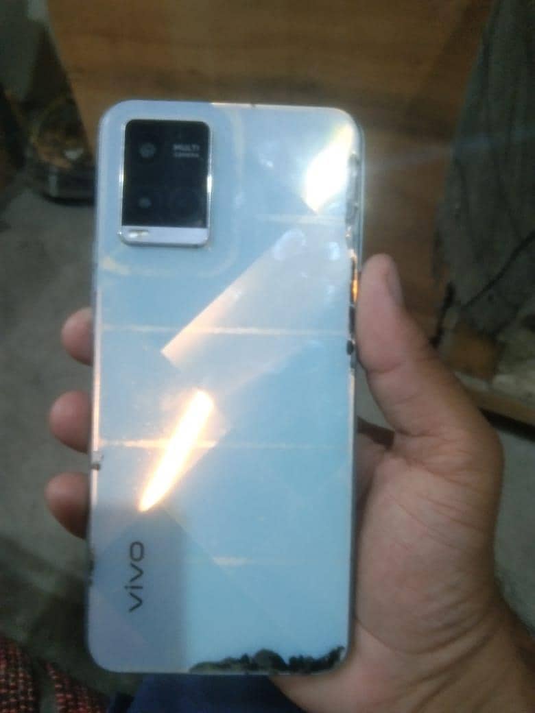 Vivo V21 0